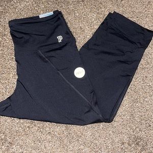victoria’s secret pink crop leggings